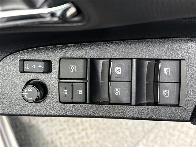 Toyota SIENTA 2022 7675346-12