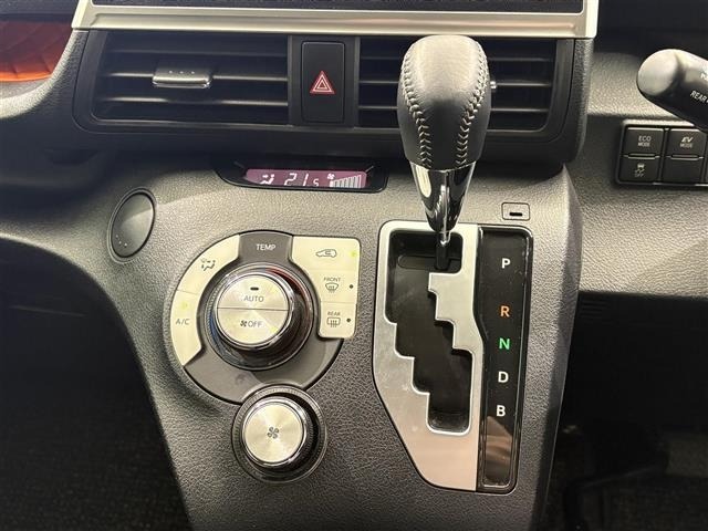 Toyota SIENTA 2022 7675346-6