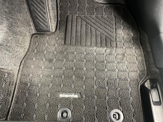 Toyota SIENTA 2023 7675371-2