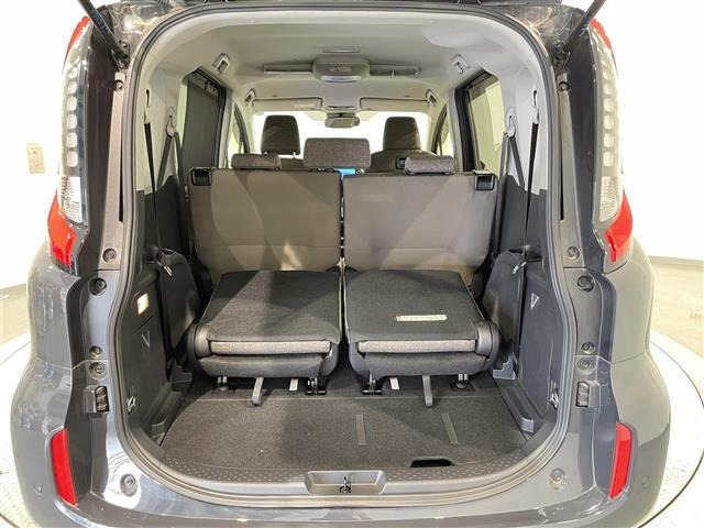 Toyota SIENTA 2023 7675388-11