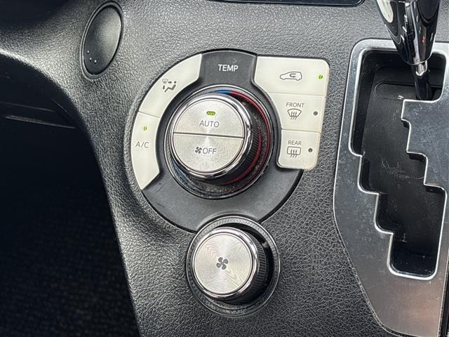 Toyota SIENTA 2017 7675390-12