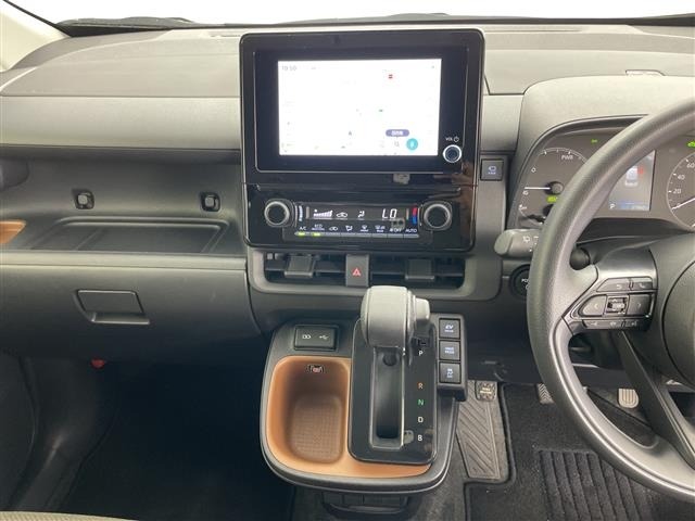 Toyota SIENTA 2025 7675391-9