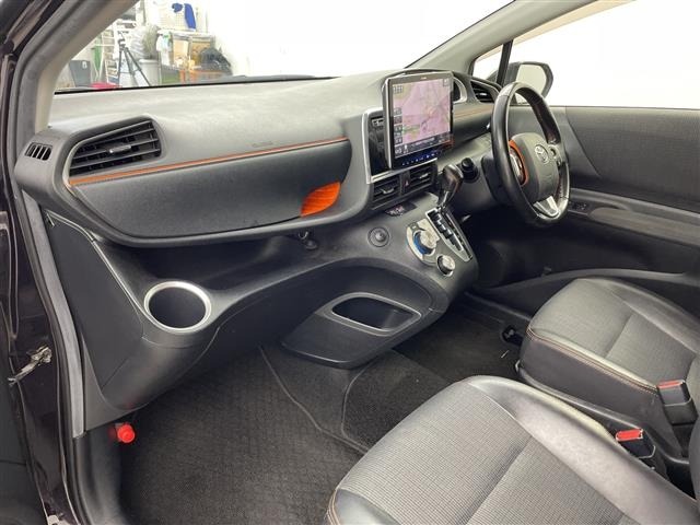 Toyota SIENTA 2018 7675399-8