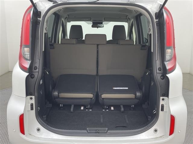 Toyota SIENTA 2025 7675406-12
