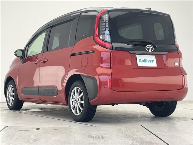 Toyota SIENTA 2023 7675423-4