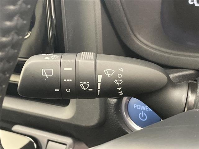 Toyota SIENTA 2023 7675423-6