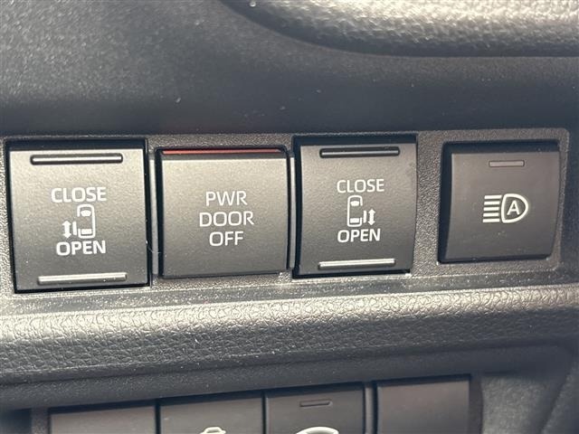 Toyota SIENTA 2023 7675424-10