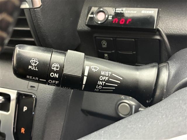Toyota SIENTA 2016 7675436-9