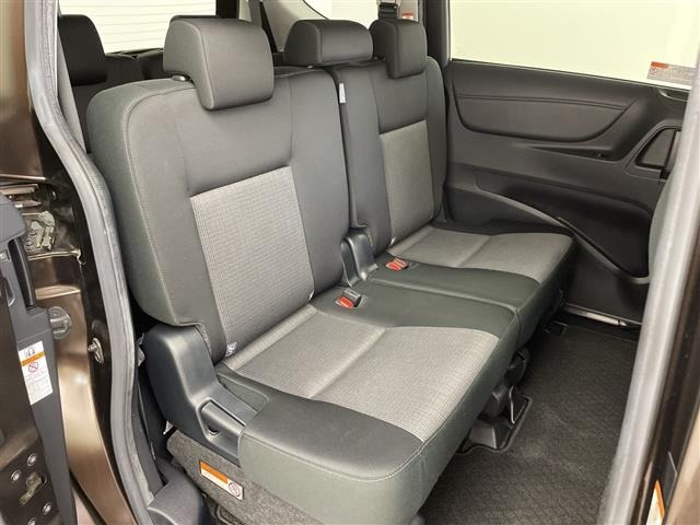 Toyota SIENTA 2019 7675441-7