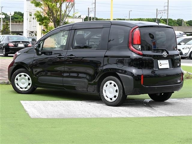 Toyota SIENTA 2022 7675442-14
