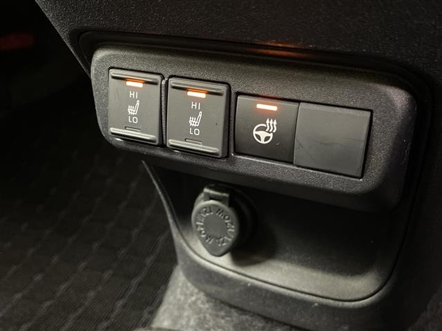 Toyota SIENTA 2025 7675449-5