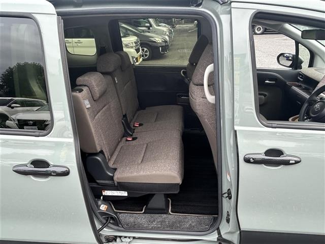 Toyota SIENTA 2022 7675452-3