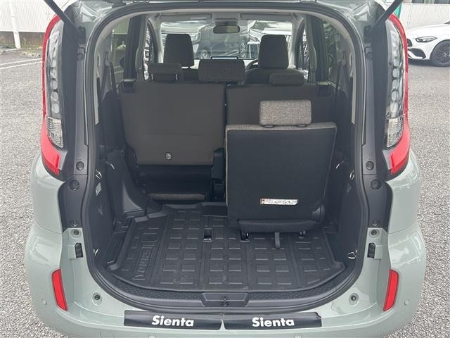 Toyota SIENTA 2022 7675452-7