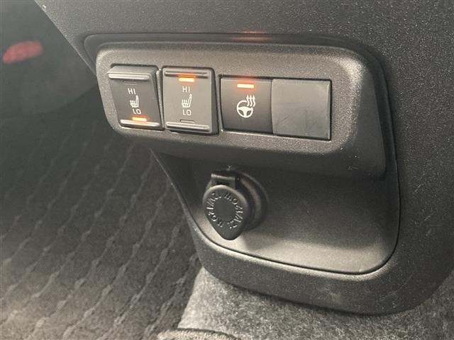 Toyota SIENTA 2023 7675453-10