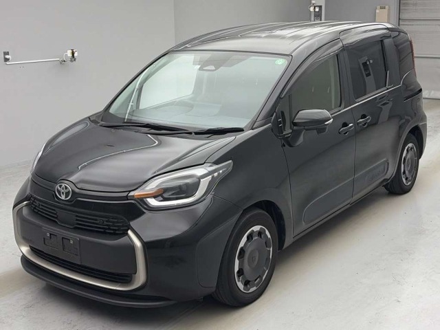 Toyota SIENTA 2023 7675460-0