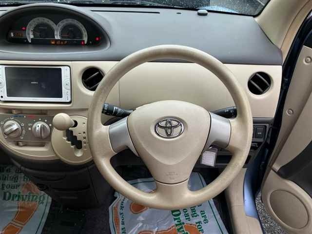 Toyota SIENTA 2013 7675463-3