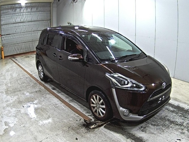 Toyota SIENTA 2015 7675477-0