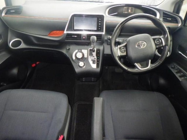 Toyota SIENTA 2015 7675479-3