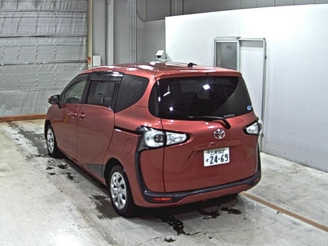 Toyota SIENTA 2016 7675488-1