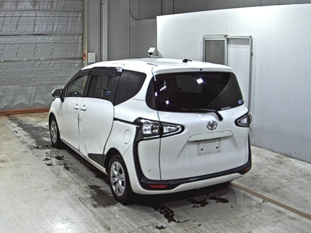 Toyota SIENTA 2020 7675490-1