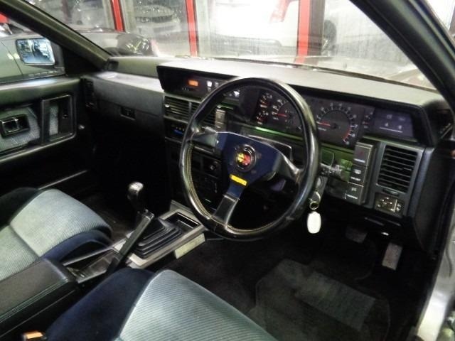 Nissan SKYLINE 1987 7677766-2