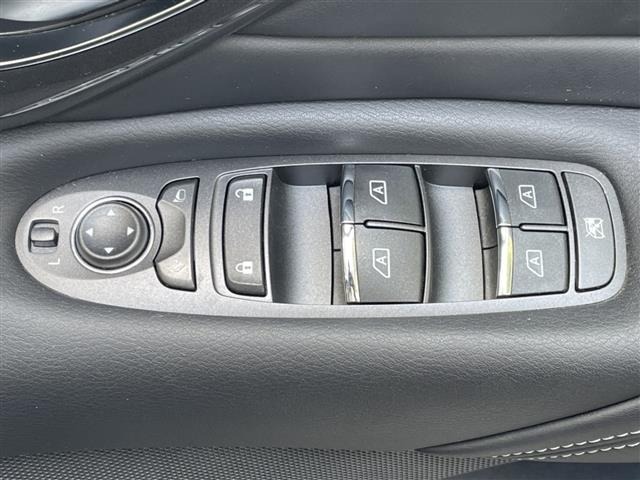 Nissan SKYLINE 2015 7677884-12
