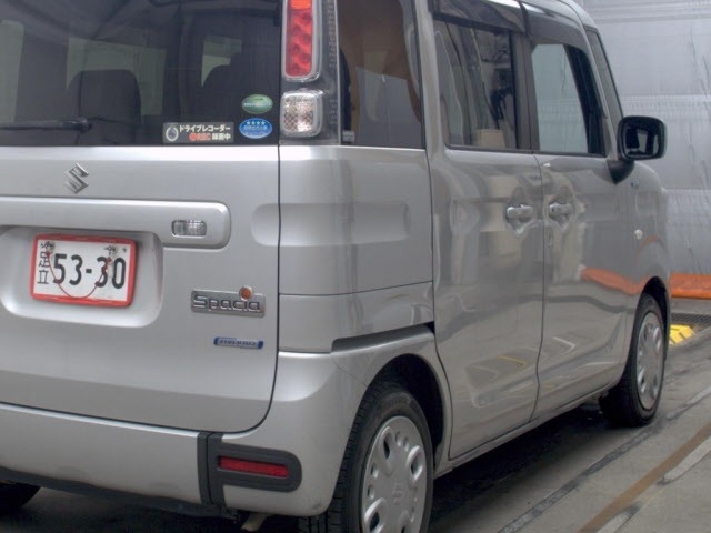Suzuki SPACIA 2019 7682941-5