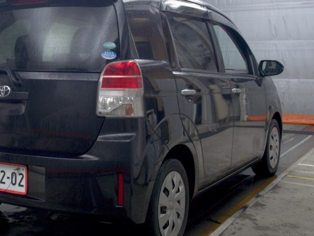 Toyota SPADE 2015 7688347-5
