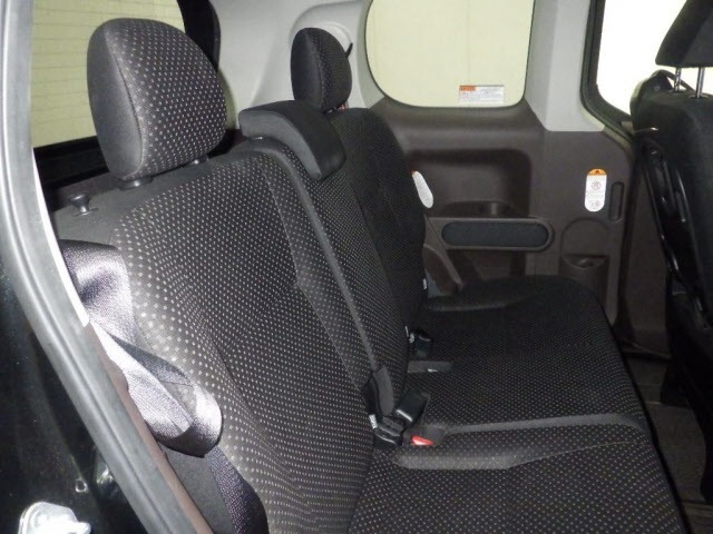 Toyota SPADE 2015 7688347-8