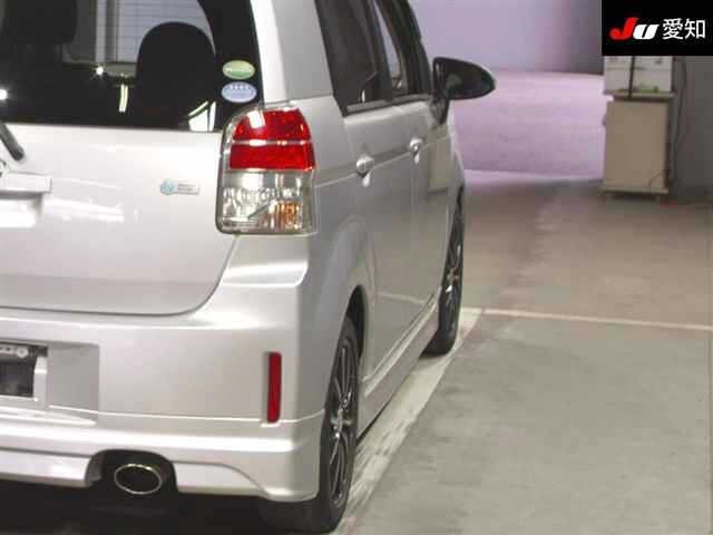 Toyota SPADE 2013 7688348-8