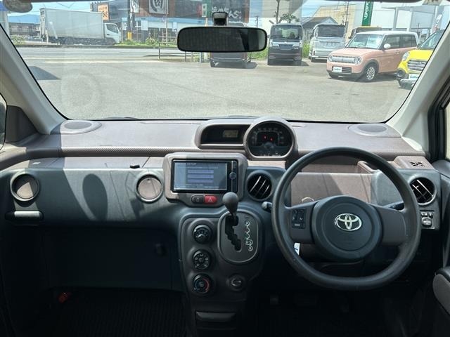 Toyota SPADE 2014 7688363-4