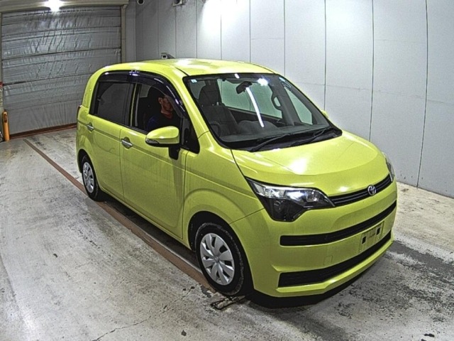 Toyota SPADE 2015 7688368-0