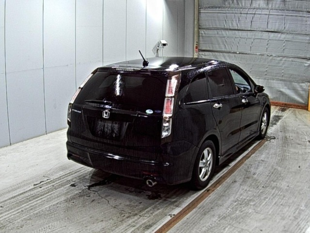 Honda STREAM 2011 7689458-5