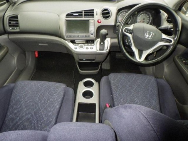 Honda STREAM 2009 7689460-3