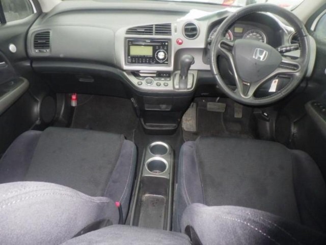 Honda STREAM 2008 7689461-3