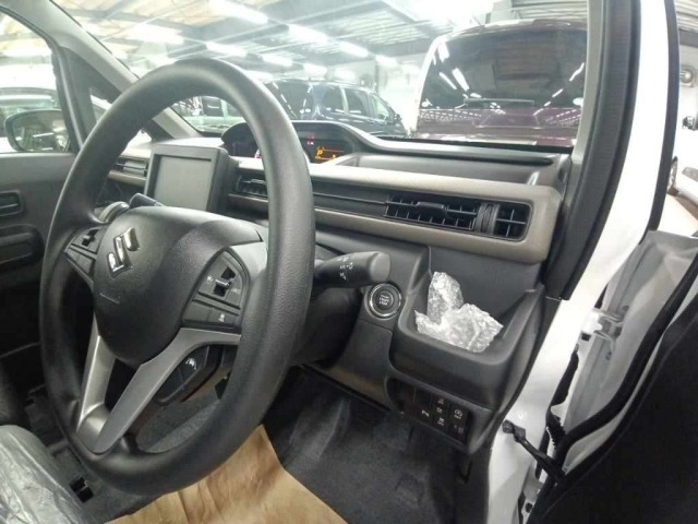 Suzuki WAGON R 2026 7686113-9
