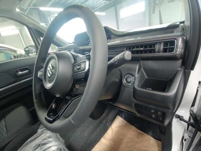 Suzuki WAGON R 2026 7686122-9