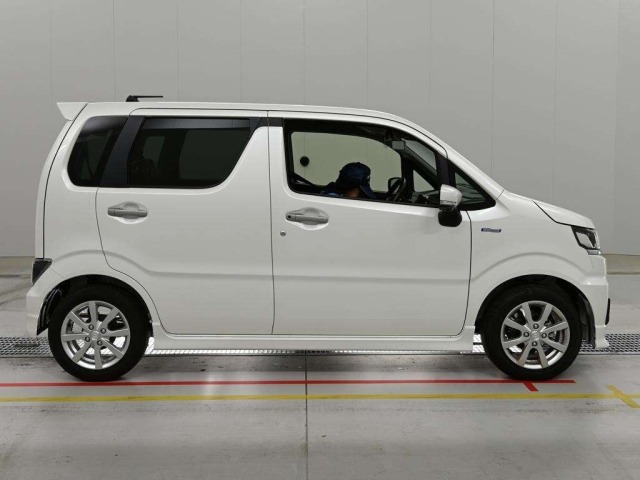 Suzuki WAGON R 2025 7686123-3