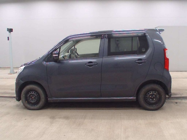 Suzuki WAGON R 2013 7686141-4