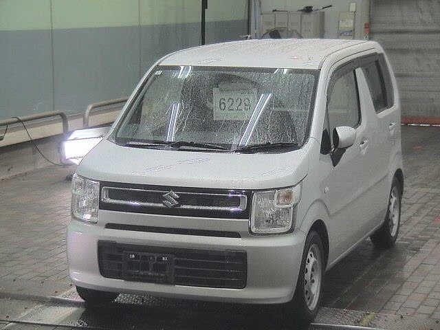 Suzuki WAGON R 2021 7686253-4