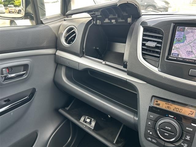 Suzuki WAGON R 2015 7686736-2