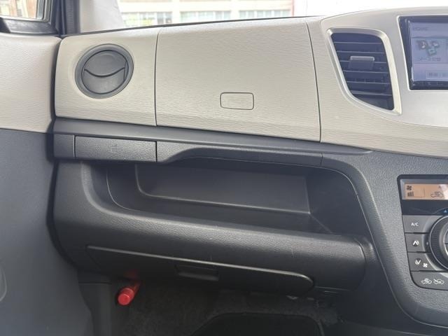 Suzuki WAGON R 2015 7686741-7