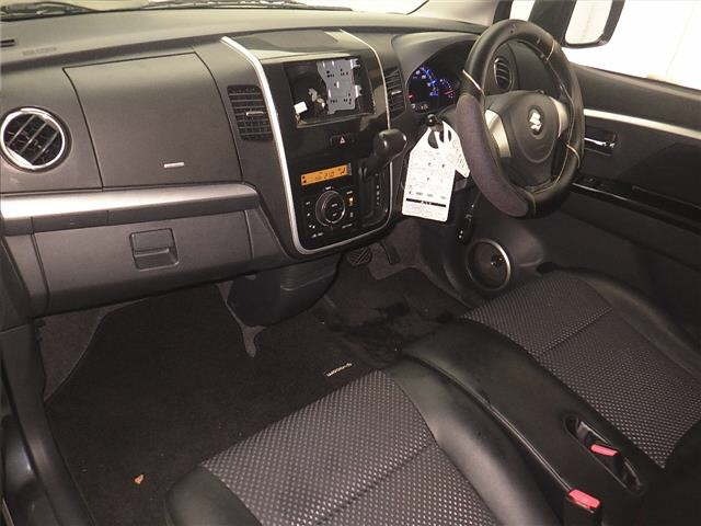Suzuki WAGON R 2011 7686923-4