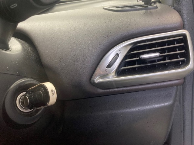 Chrysler YPSILON 2014 7686485-5