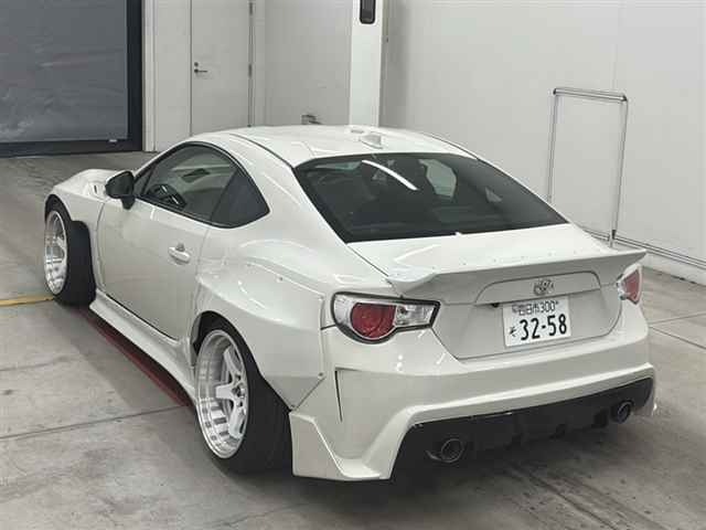 Toyota 86 2016 7695530-1