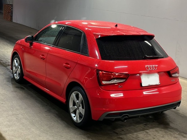 Audi A1 2015 7690270-1