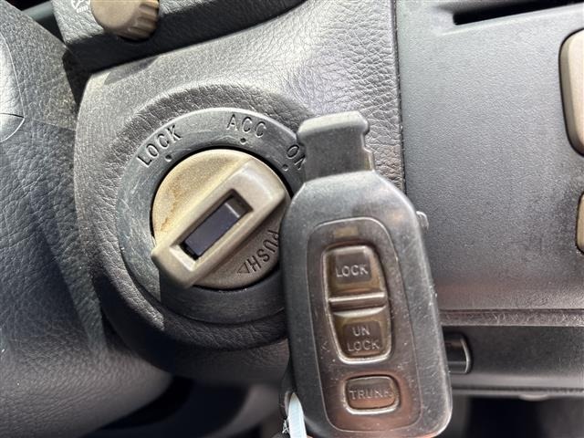 Toyota CELSIOR 2003 7693233-9