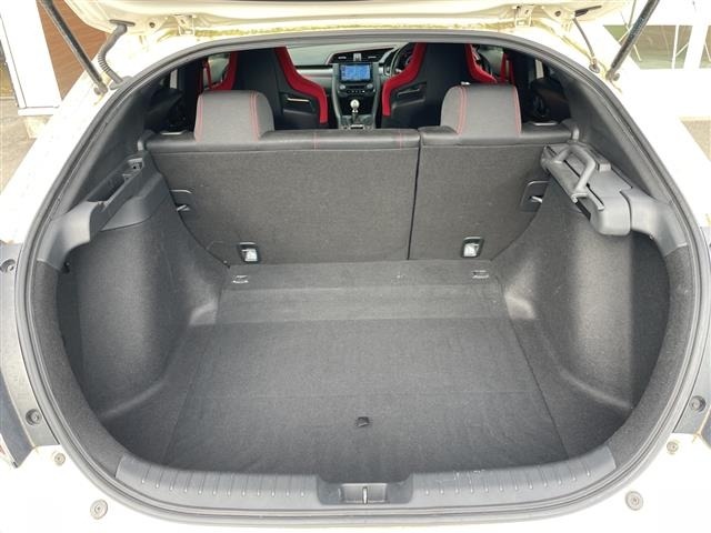 Honda CIVIC 2019 7695536-8