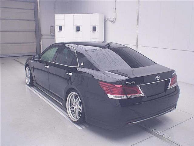Toyota CROWN MAJESTA 2014 7695638-1