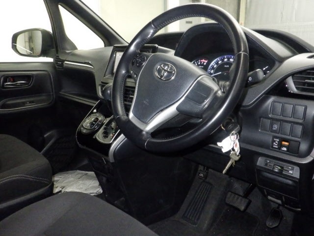 Toyota ESQUIRE 2015 7692728-3